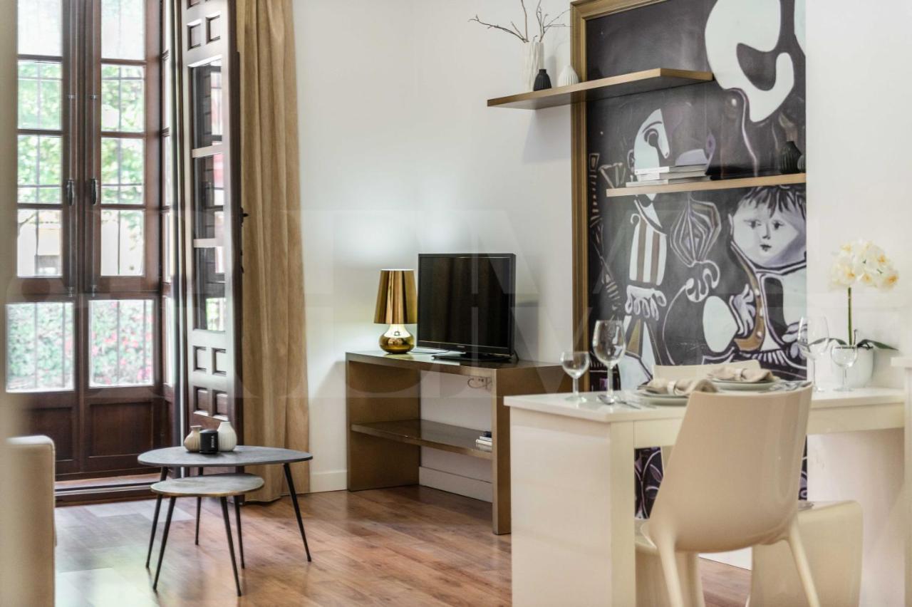Central & Cosy Studio In Front Of Picasso Museum By Rems Malaga Exterior photo
